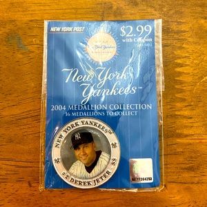 2004 vintage Derek jeter New York Yankees collectors medallion